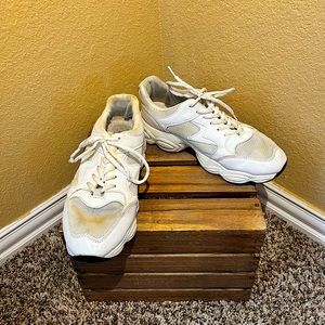 Size 8 White Sneakers